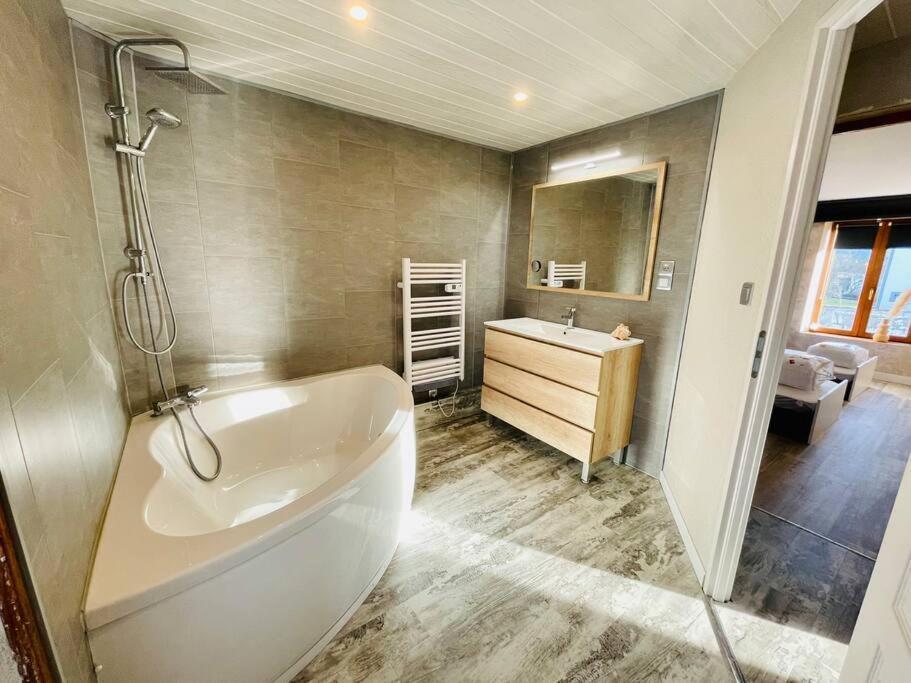 Holiday home Maison 4-6 Personnes Proche Gerardmer *